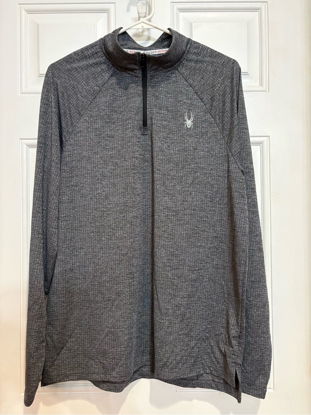 Spyder Active Men's Dark Gray 1/4 Zip  Lightweight Pullover, Size L